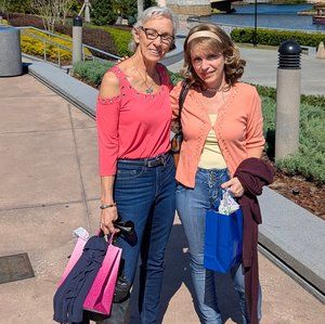 Meet your Posher, Kim